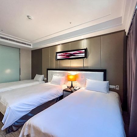 Royal Fine Hotel Kaohsiung Dış mekan fotoğraf