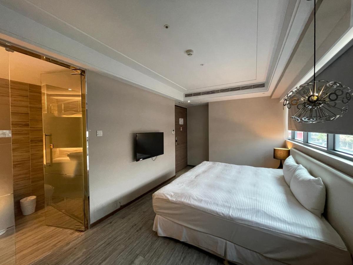 Royal Fine Hotel Kaohsiung Dış mekan fotoğraf
