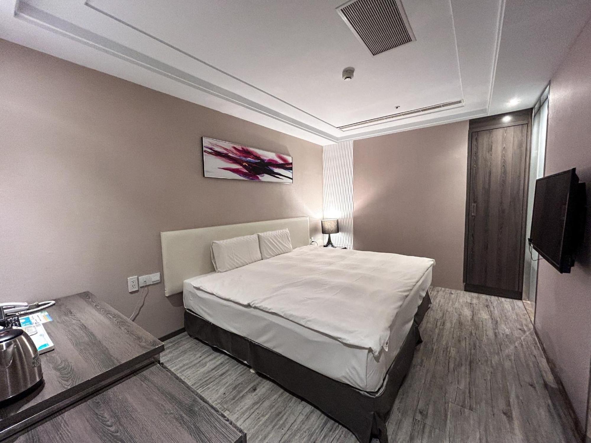 Royal Fine Hotel Kaohsiung Dış mekan fotoğraf