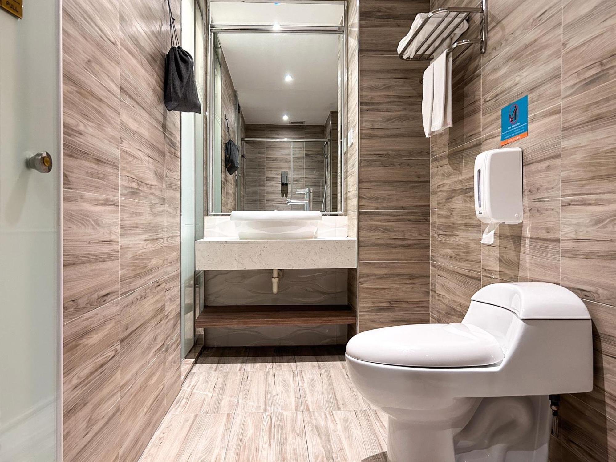 Royal Fine Hotel Kaohsiung Dış mekan fotoğraf