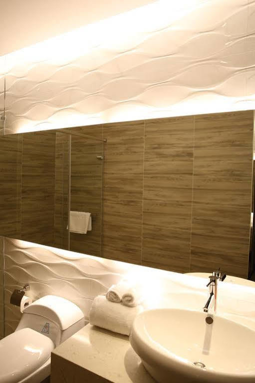 Royal Fine Hotel Kaohsiung Dış mekan fotoğraf